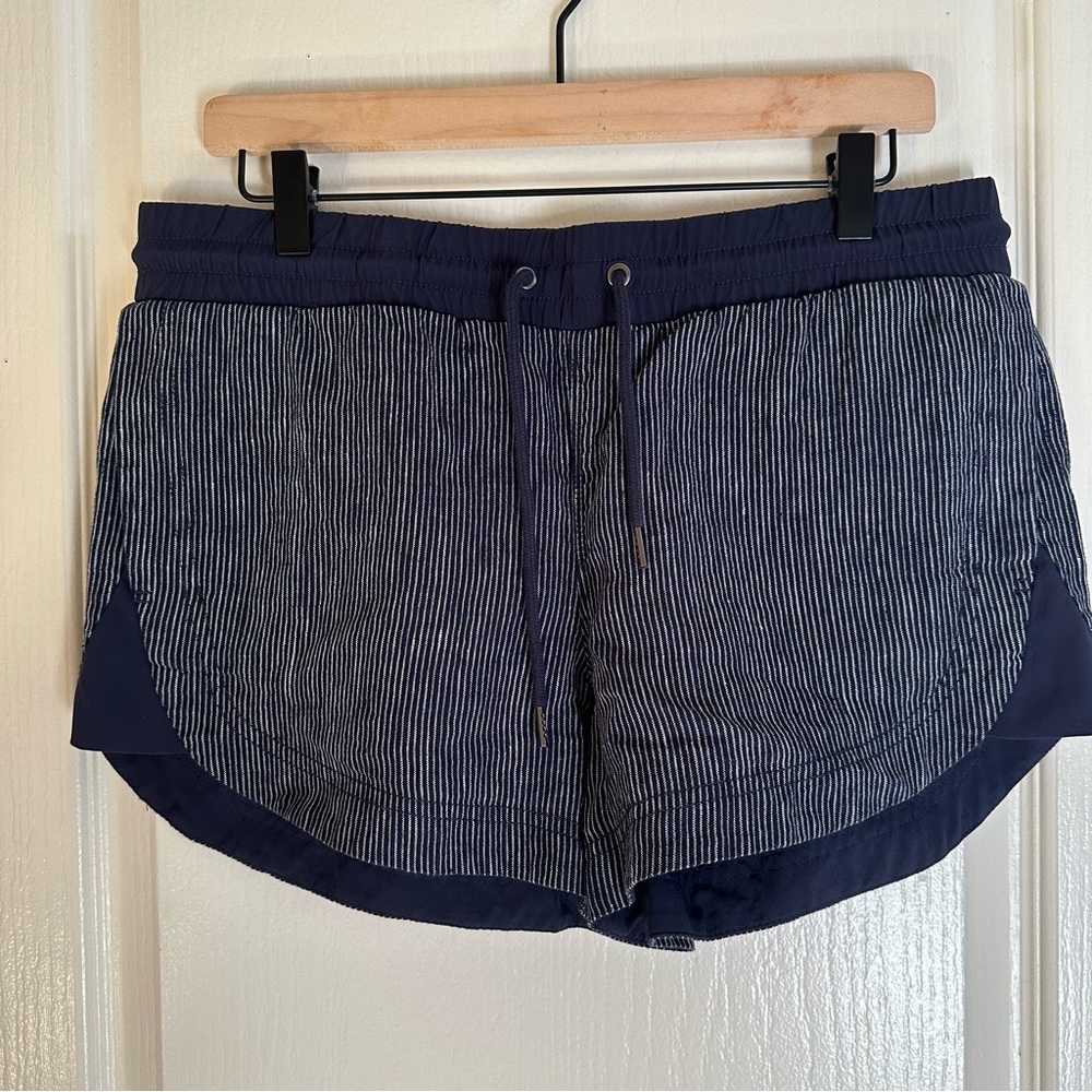 ATHLETA WOMENS BEACHSIDE BALI LINEN SHORTS STRIPED